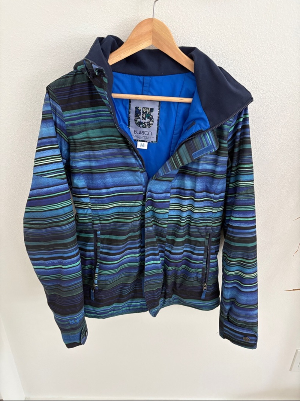 Burton Women’s Blue & Green Striped Snowboarding Ski Jacket